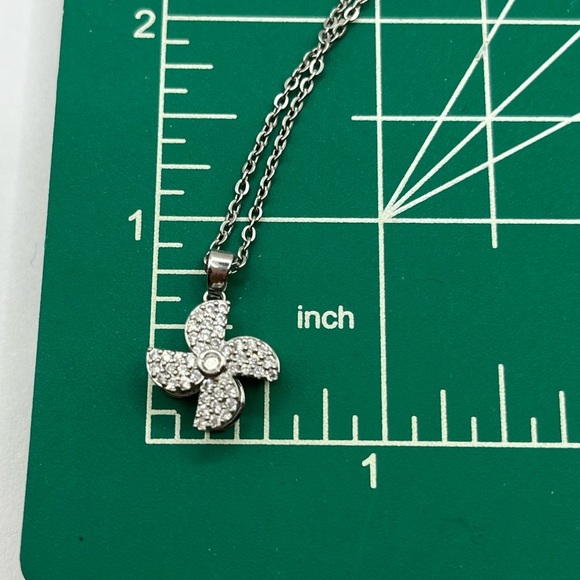Fan Flower Spinning Windmill And Rhinestones Necklace Stainless Steel - Picture 16 of 16